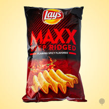 Load image into Gallery viewer, Lay's Maxx Flaming Spicy - 184.2g X 12 pkt carton